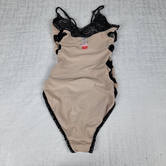 No Boundaries Lace Up One Piece Swimsuit Black Lined Padded Juniors S (3-5) - Picture 6 of 9
